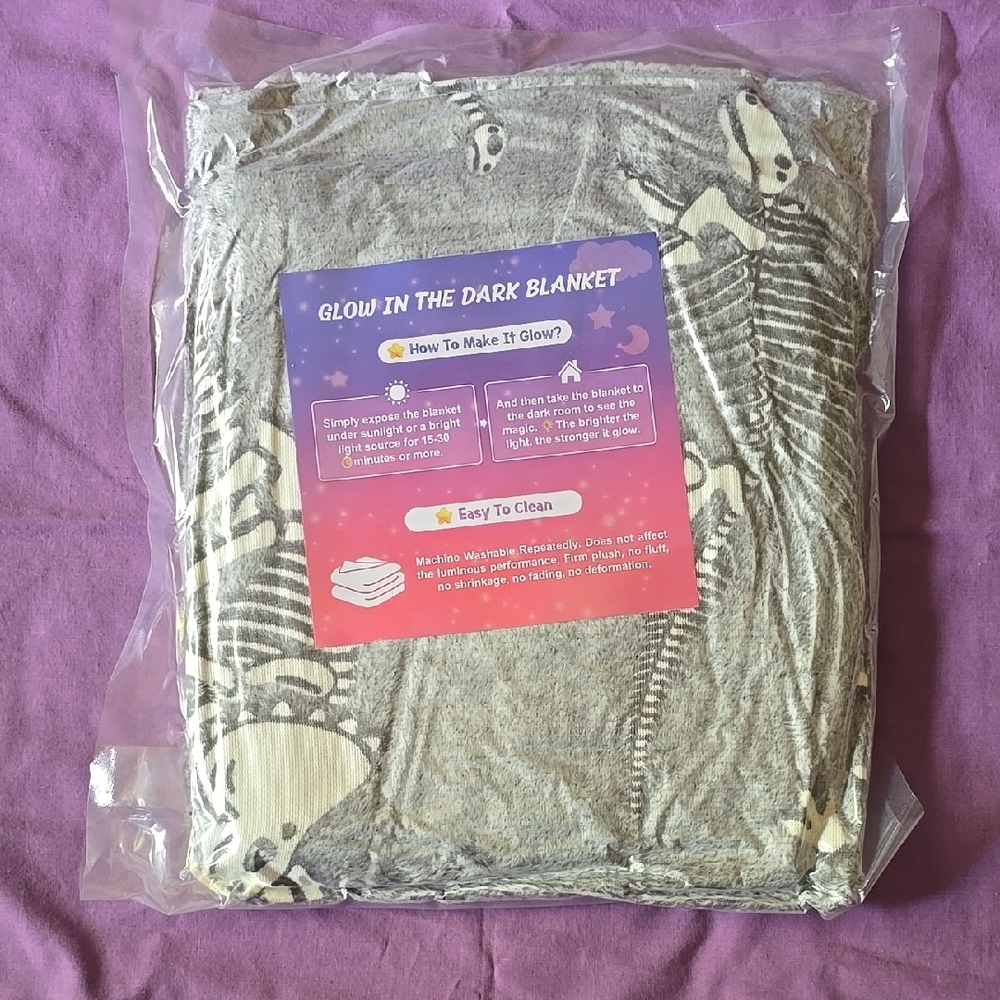 Glow in the Dark Skeleton Blanket